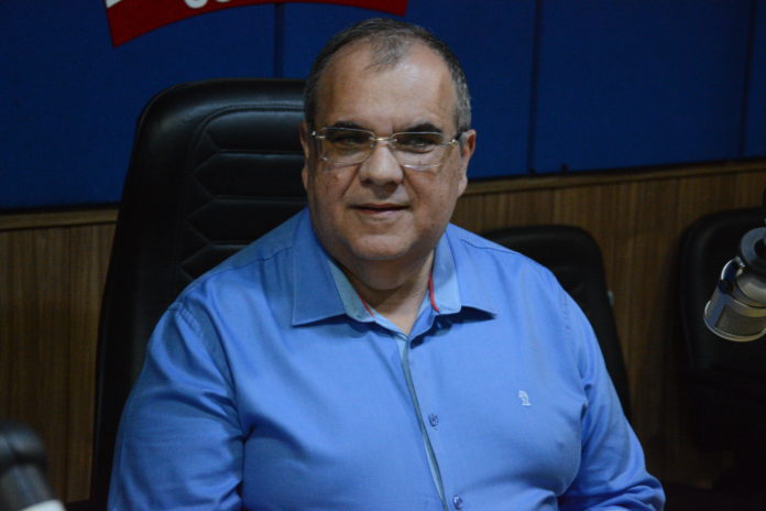 Corpo de Rômulo segue sendo velado em CG; enterro será às 17h