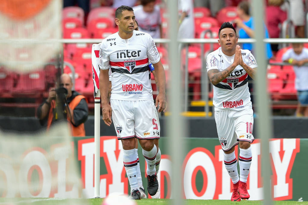 São Paulo vence Botafogo-SP com gol e pedido de desculpas de Cueva