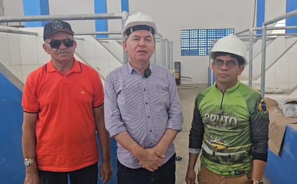 VÍDEO: Prefeito Availdo Azevedo acompanha obras de revitalização do Mercado Público de Araruna
