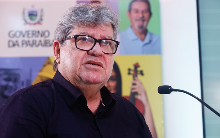 João Azevêdo anuncia pacote de obras para 2025-2026 na Paraíba