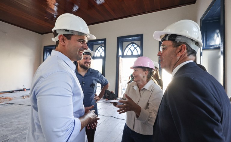 Lucas destaca ritmo acelerado das obras de revitalização de prédios históricos da Capital e anuncia data de inauguração do Museu da Justiça Eleitoral