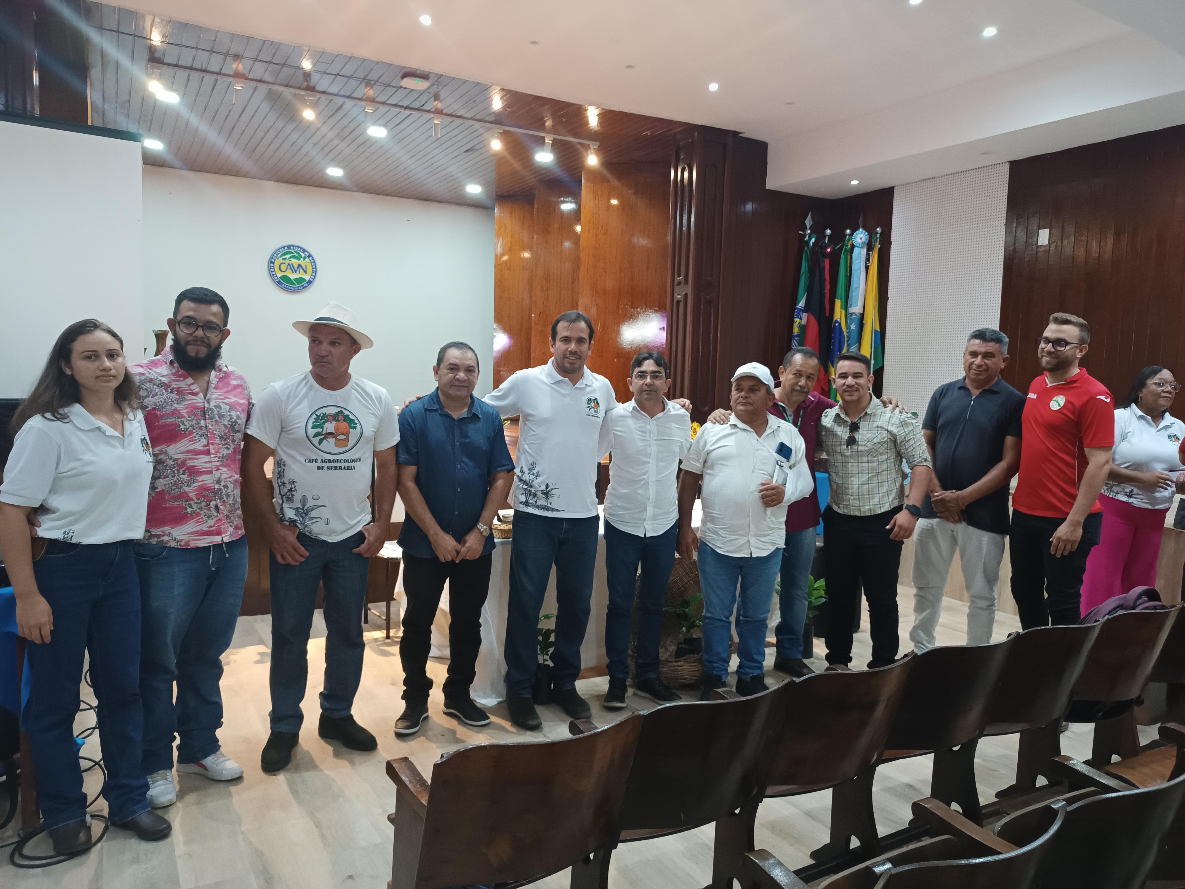 Vice-prefeito de Araruna participa de palestra sobre plantio de café