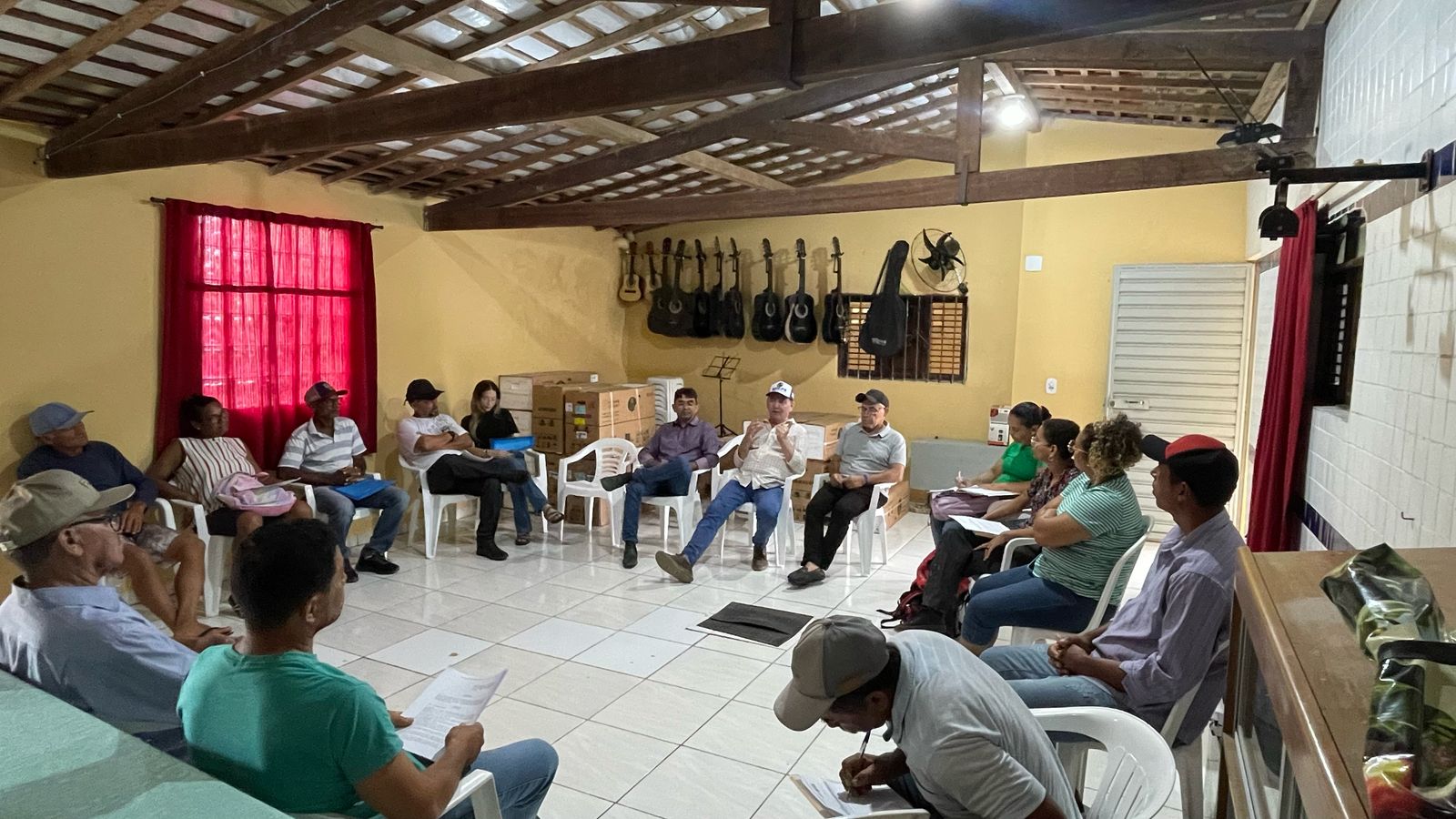 Prefeito e vice de Araruna participam de reunião para criação do Conselho Municipal de Desenvolvimento Rural Sustentável
