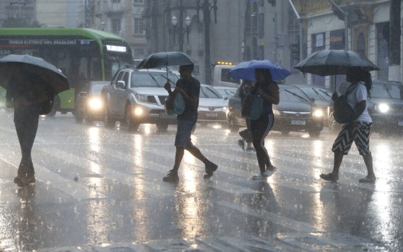 Araruna e mais de 100 cidades da PB estão sob alerta de chuvas intensas nesta segunda e terça-feira