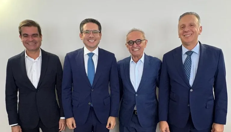 Após encontro com Cícero e Aguinaldo, Hugo Mota cita “união pela Paraíba liderada por João Azevedo”