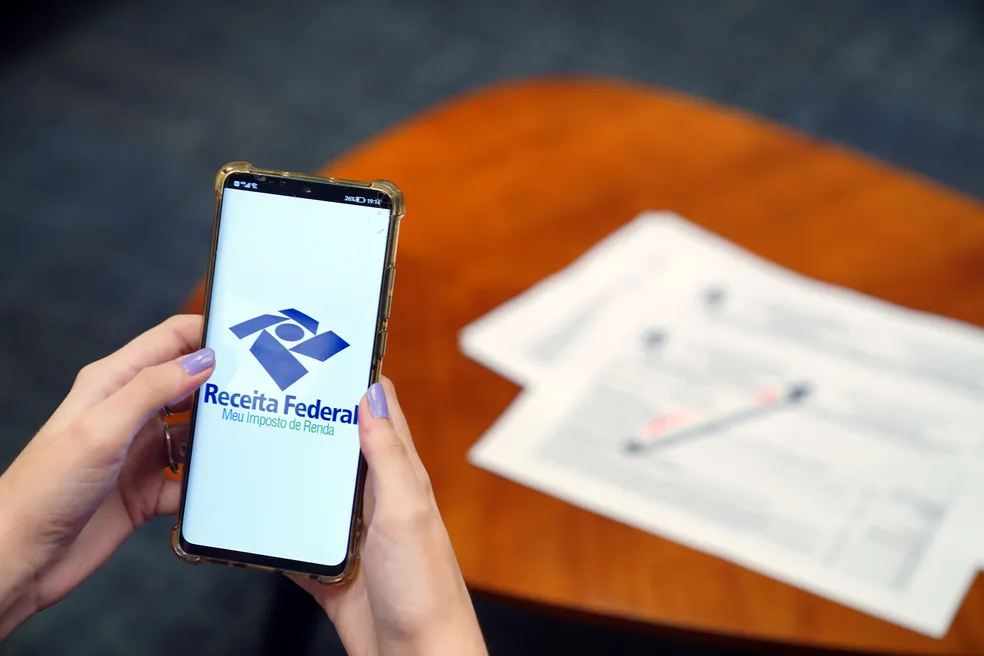 Receita Federal abre consulta ao 1º lote de restituição do IR