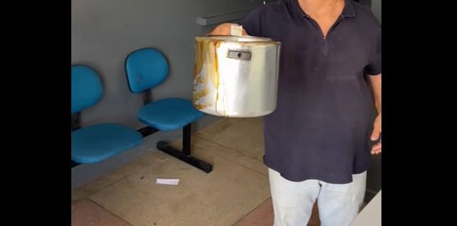 Homem é preso acusado de arremessar panela e óleo quente em direção à esposa, em Damião