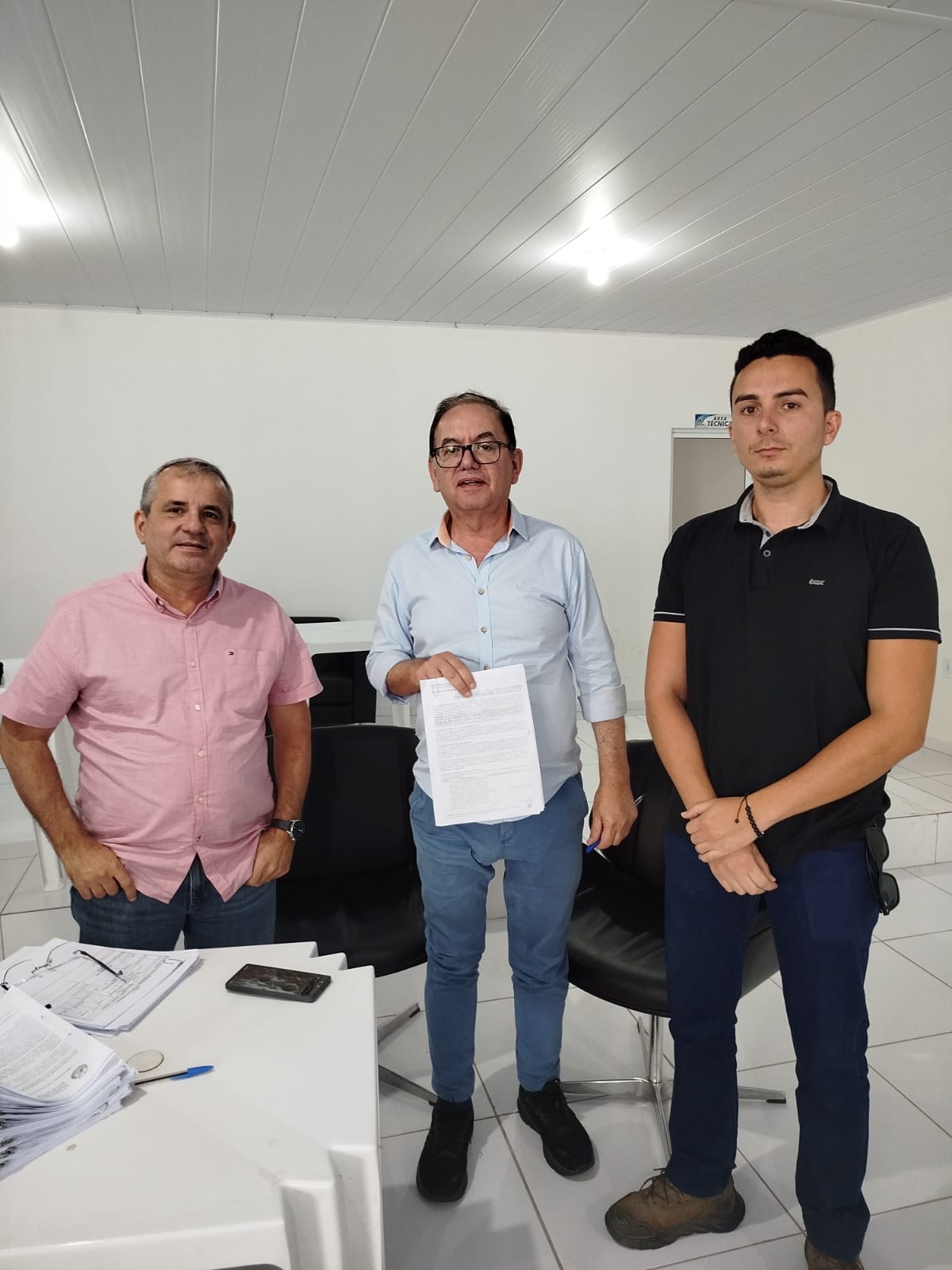 Prefeito Availdo Azevedo assina ordem de serviço para construção da Praça de Eventos em Araruna