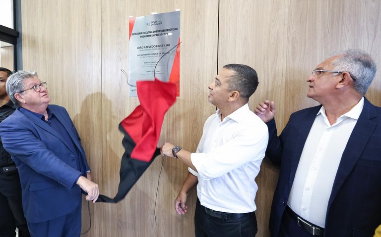 João Azevêdo entrega nova sede do Empreender e destaca investimentos de R$ 180 milhões no programa de microcrédito