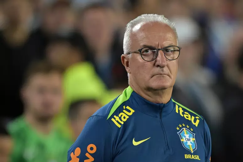 CBF demite Dorival Junior do comando da Seleção Brasileira