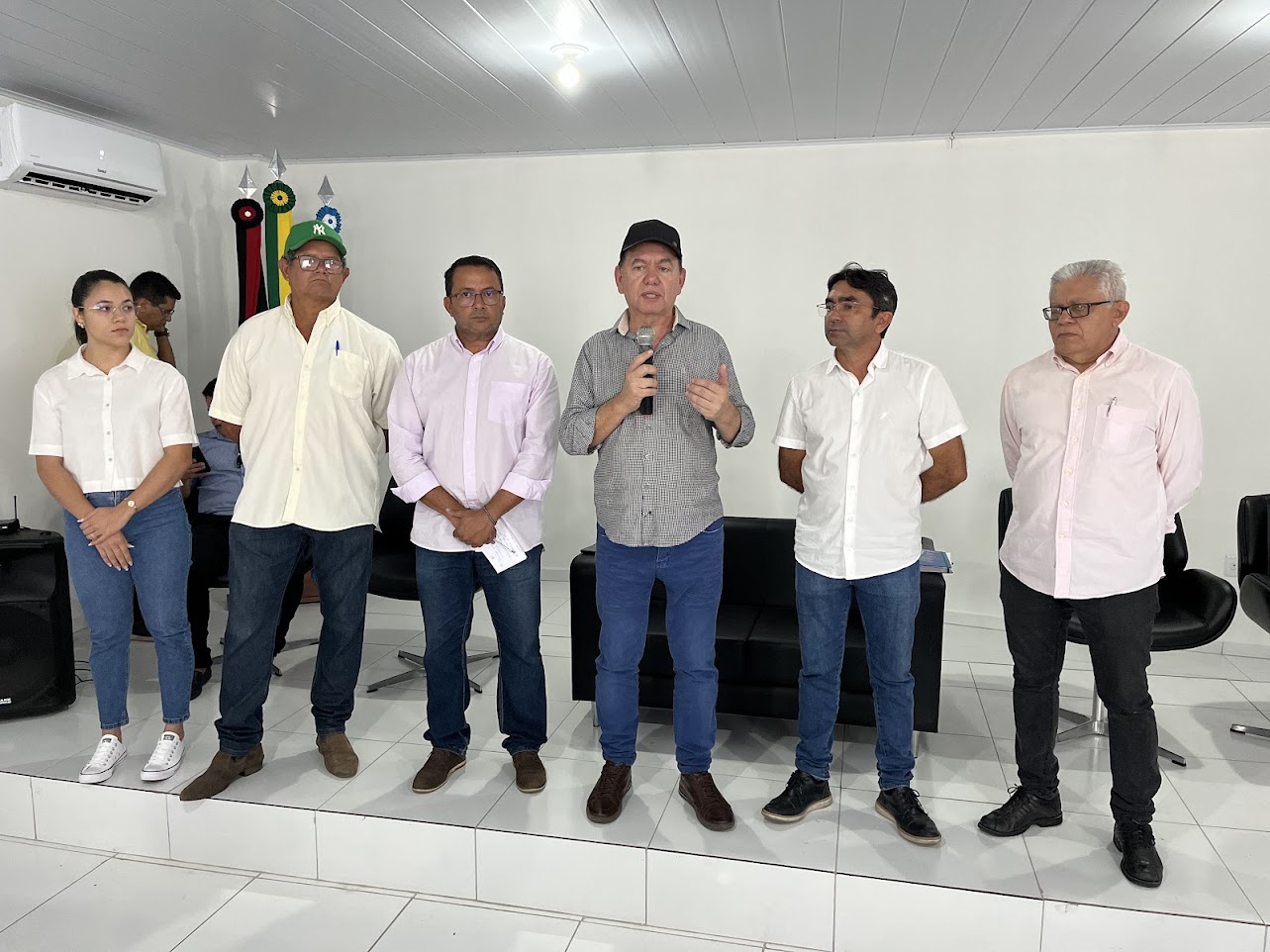Prefeitura realiza reunião com presidentes de assentamentos rurais do município de Araruna