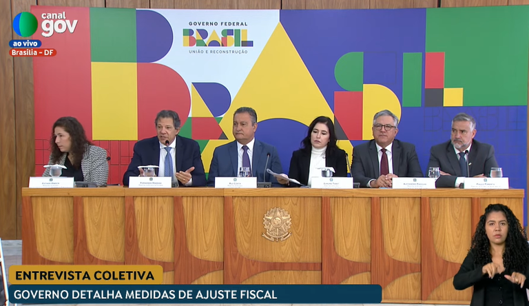 Corte de gastos mexe no salário mínimo, BPC, Bolsa Família e previdência de militares