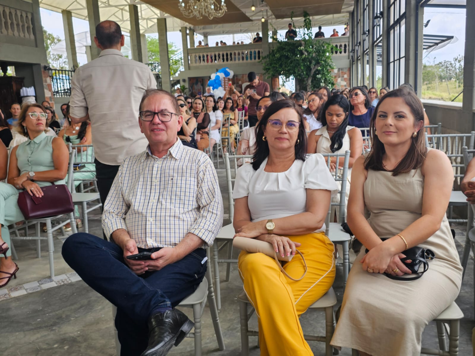 Prefeito Availdo Azevedo anuncia antecipação do rateio do Fundeb e entrega de notebooks para todos os professores de Araruna
