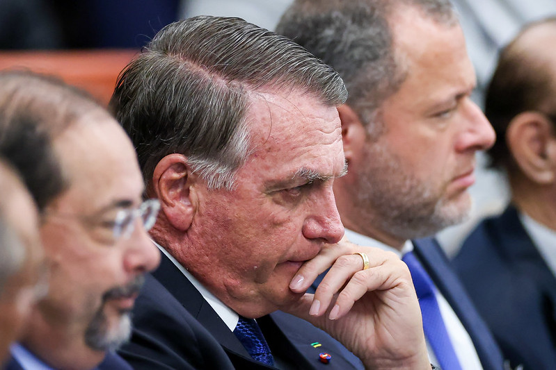 1ª Turma do STF forma maioria para tornar Bolsonaro réu por tentativa de golpe
