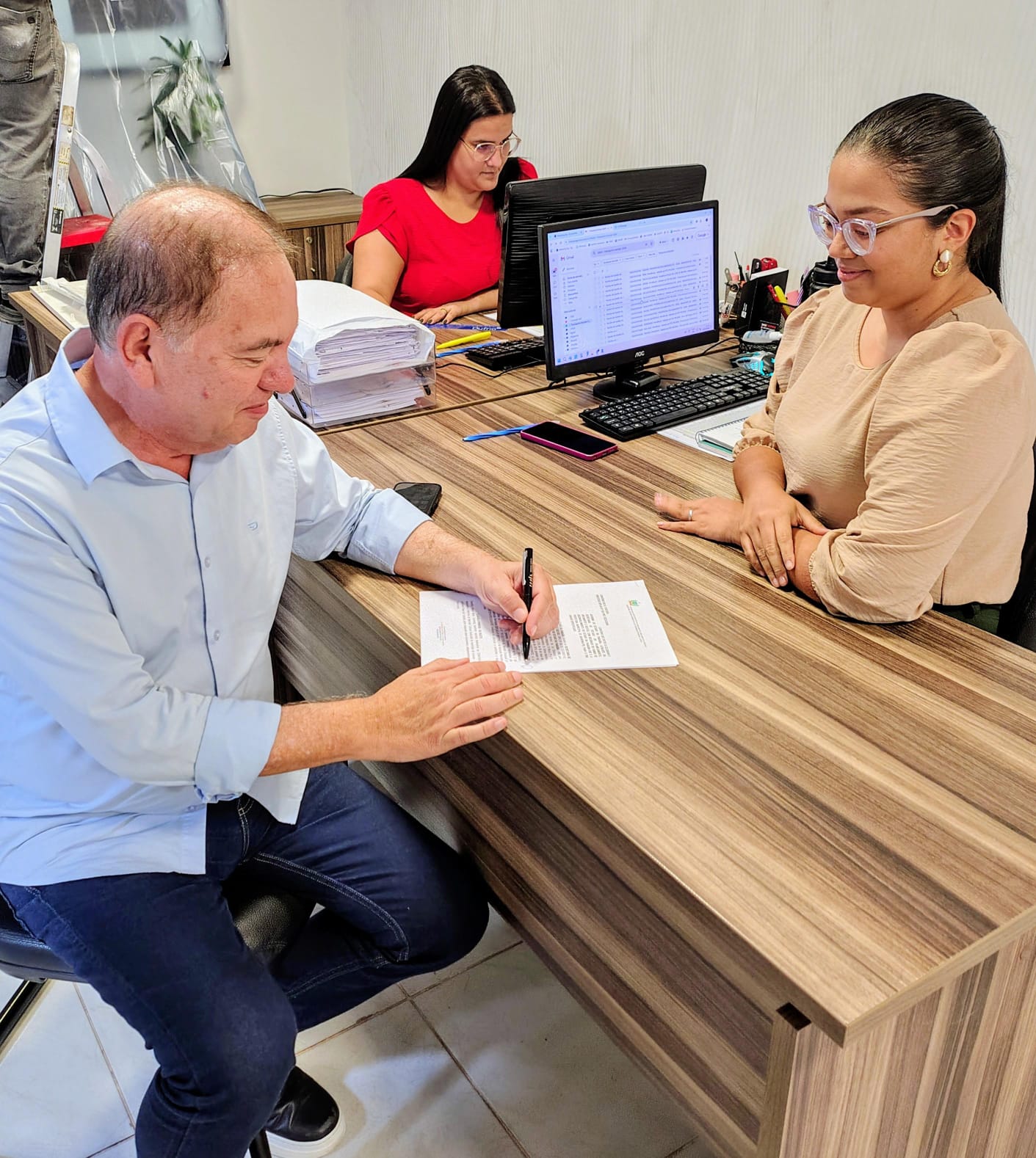 Prefeito Availdo Azevedo assina convênio com o Governo da Paraíba para reforma do Mercado Cultural e implantação do Centro de Referência do Macramê em Araruna