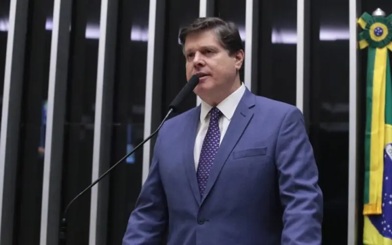 MDB opta por apoiar Flavio Bolsonaro a presidência e marca data para anuncio