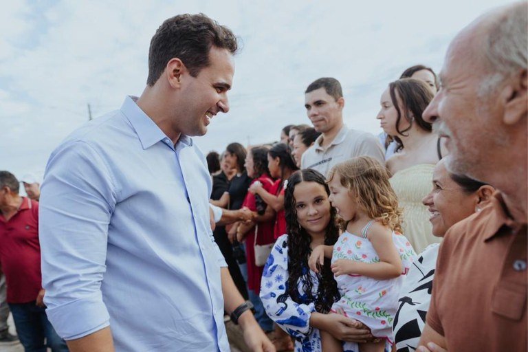 Lucas Ribeiro inaugura escola em Pedras de Fogo e reforça avanço da educação na Paraíba