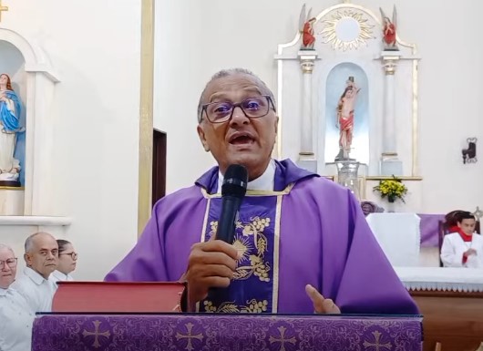 Padre denuncia suposto “bingo de mulheres” em cidade da PB e cobra ação das autoridades