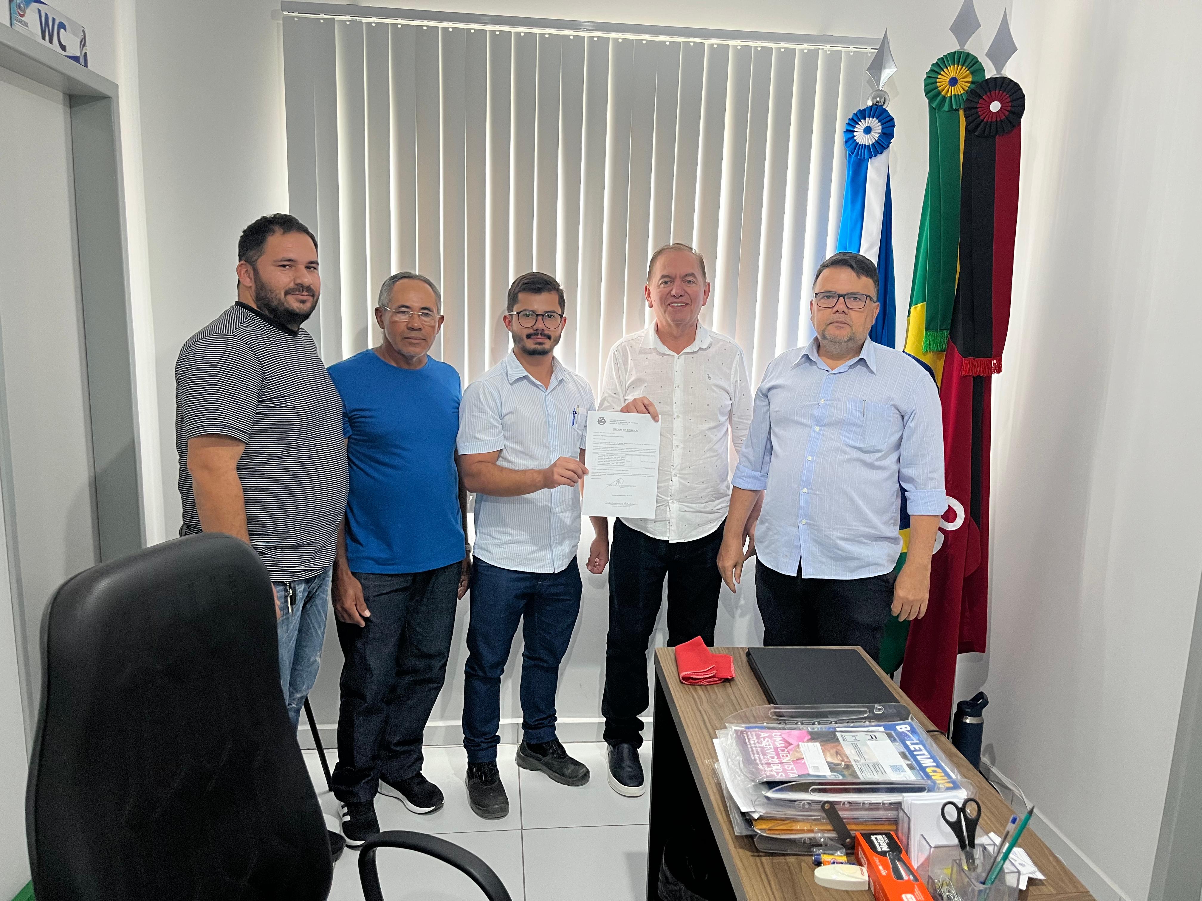 Prefeito Availdo Azevedo assina ordem de serviço para reforma e ampliação do novo Centro de Convivência do Idoso de Araruna