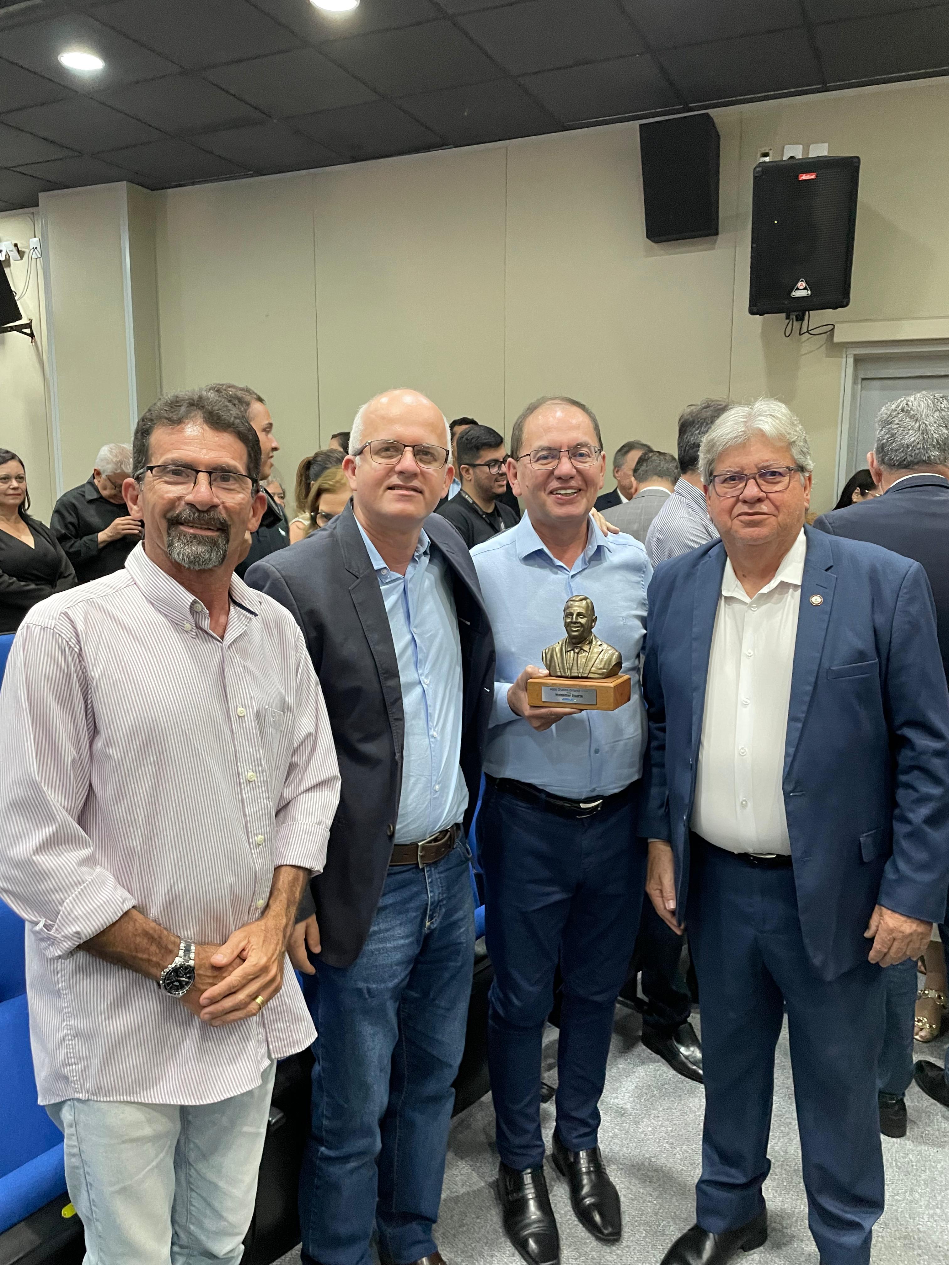 Trilha Caminho das Ararunas é premiada em cerimônia da Associação Brasileira de Jornalistas de Turismo da Paraíba