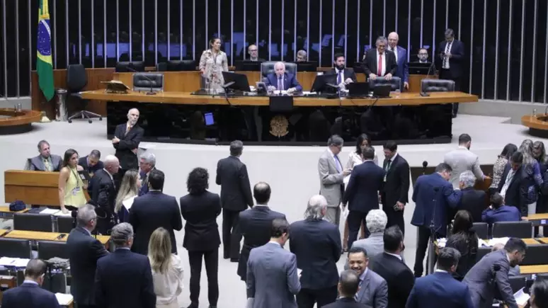 Cotas para negros em concursos públicos: confira como cada deputado federal paraibano votou