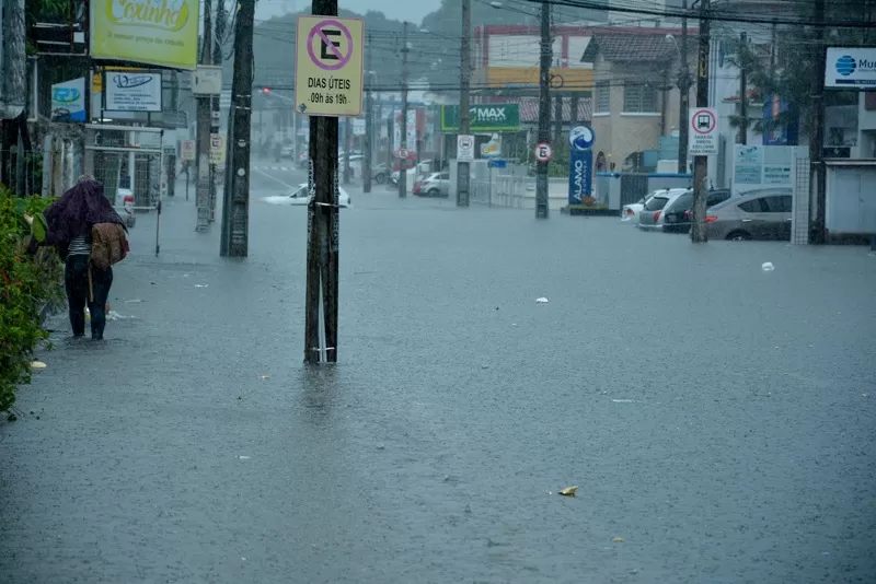 Inmet emite alertas de chuvas intensas para todas as cidades da Paraíba