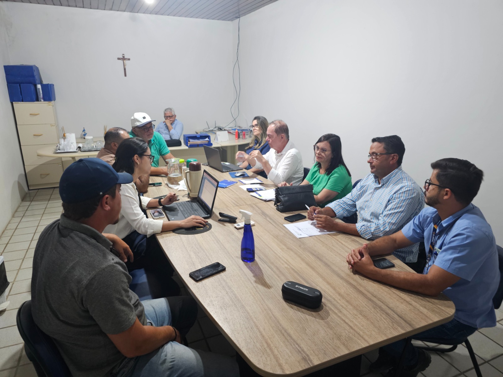 VÍDEO: Prefeito Availdo Azevedo anuncia novas medidas para enfrentar a estiagem em Araruna