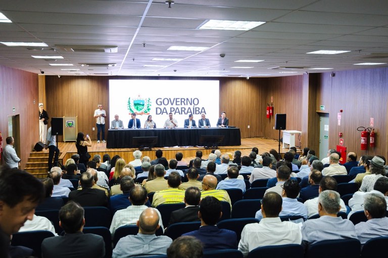 Lucas reúne secretariado e define prioridades para reta final de 2026 e novo ciclo de governo