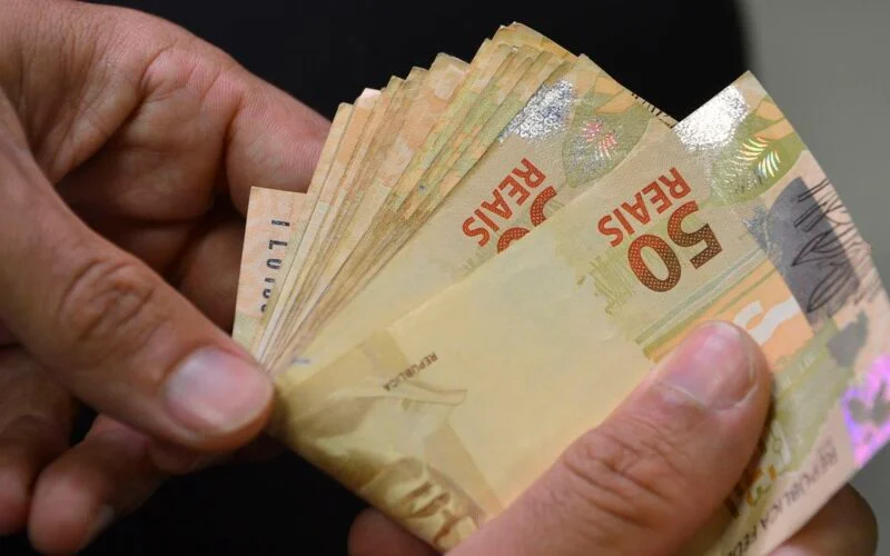 Servidores do Estado recebem segunda parcela do 13º nesta quarta-feira