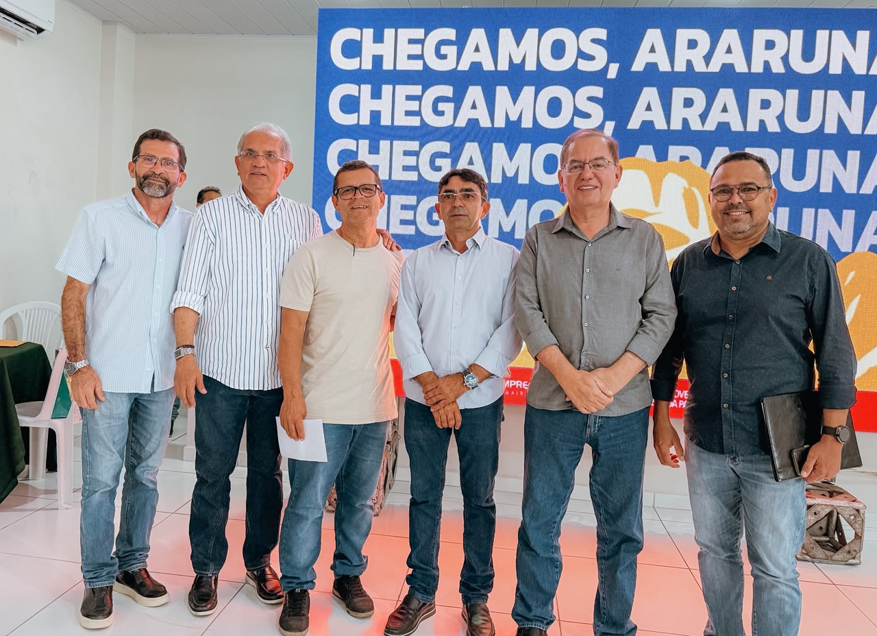 Prefeito Avaíldo Azevedo se reúne com pastores e confirma apoio ao Dia do Evangélico em Araruna