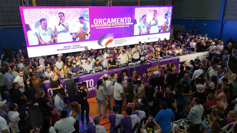 Governador Lucas Ribeiro anuncia investimentos de R$ 615 milhões para a região durante plenária do ODE em Patos