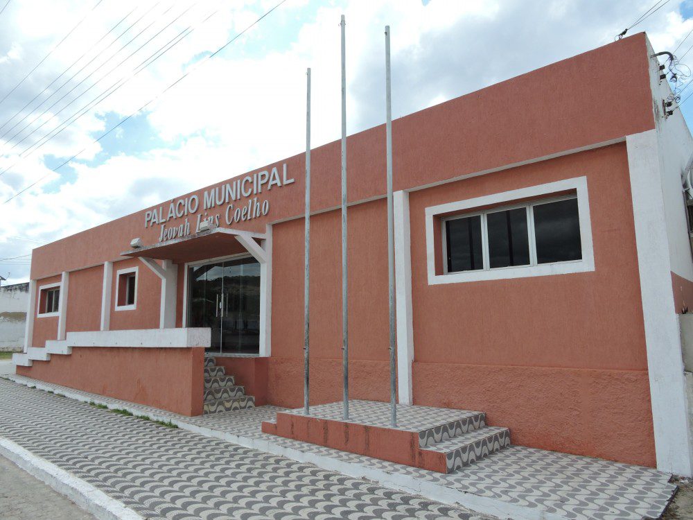 TCE detecta nepotismo na prefeitura e na câmara municipal de Tacima e dá 30 dias para que parentes sejam exonerados