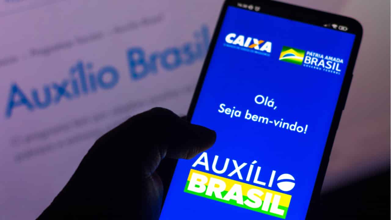 Auxílio Brasil começa a ser pago esta semana com valor mínimo de R$ 400; veja calendário