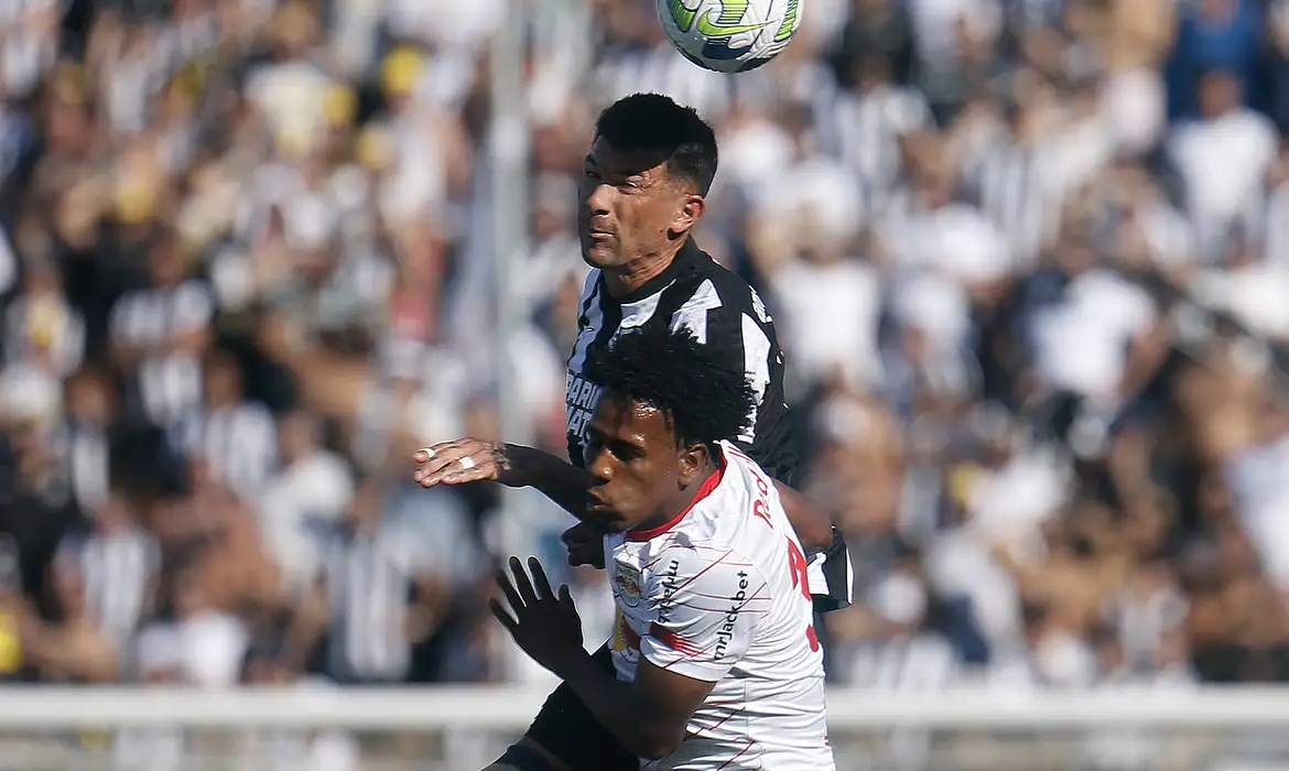 Bragantino e Bota empatam e Palmeiras termina rodada como líder
