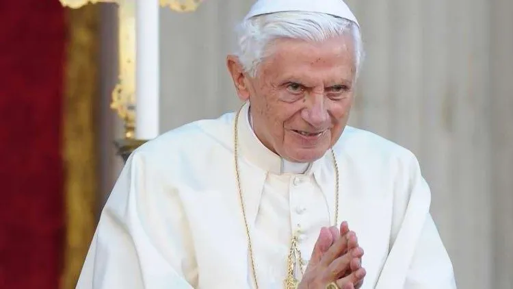 Morre Bento XVI, primeiro papa a reiniciar pontificado em 600 anos